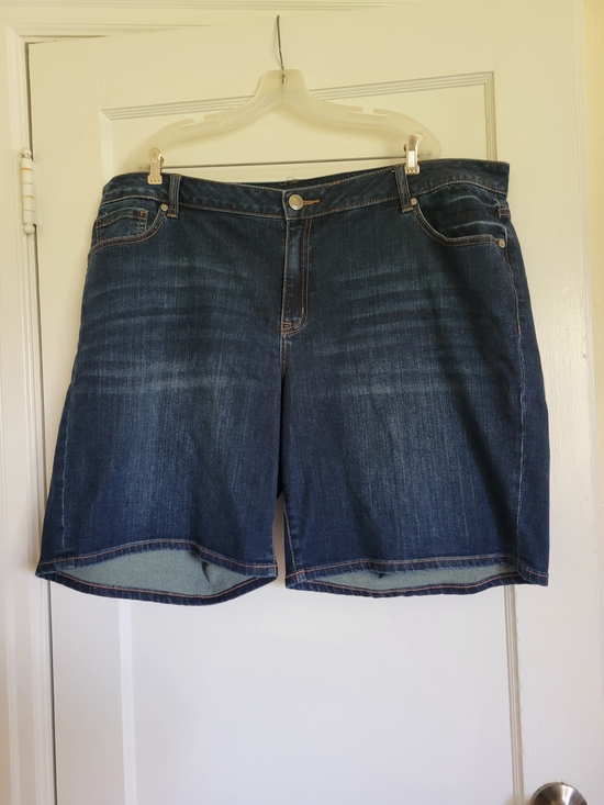 Lane Bryant Pants - Women Lane Bryant Dark Wash Denim Bermuda Shorts Size 24